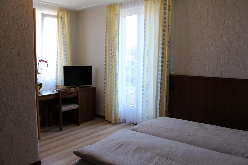 Hotel Glaernisch Hof Horgen Camera foto